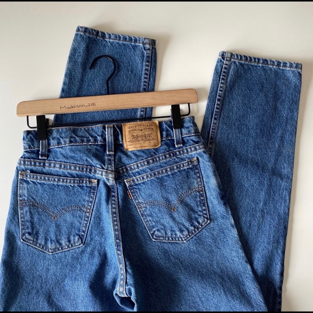 LEVIS Vintage 550 Student Relaxed Fit 27" Wedgie